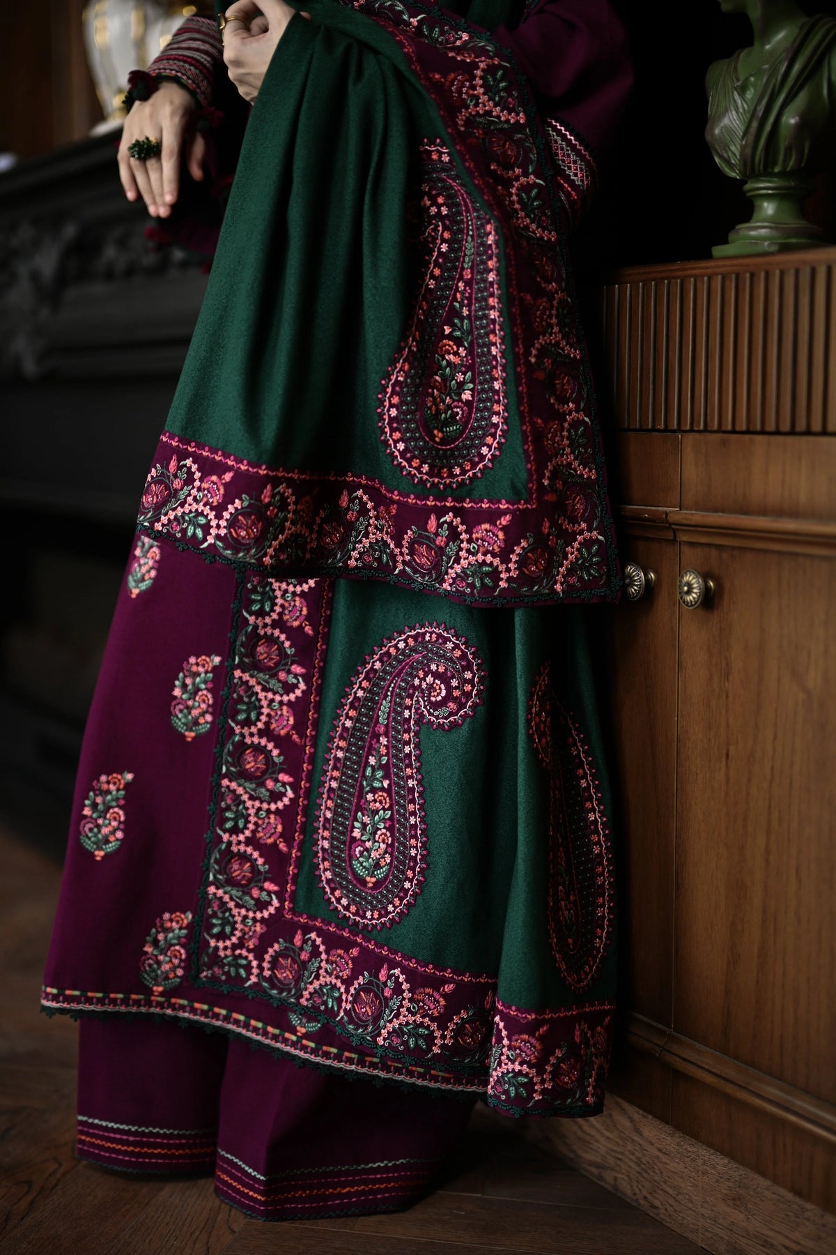 SH-BT 2900 - 3 Piece Unstitched Embroidered Dhanak Fabric With Dhanak Shawl