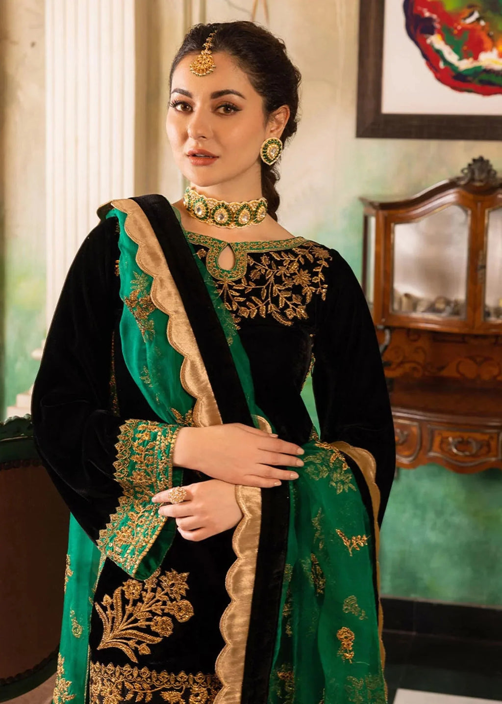 SH-JZ-953 Luxury Embroided Velvet 3 Pc Dress with Embroidered Organza Dupatta